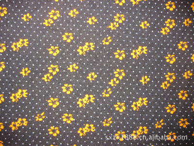 绍兴县中翔针纺织品低价甩卖100%涤鸟眼布，欢迎选购